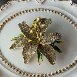 Gold and Green Floral Brooch